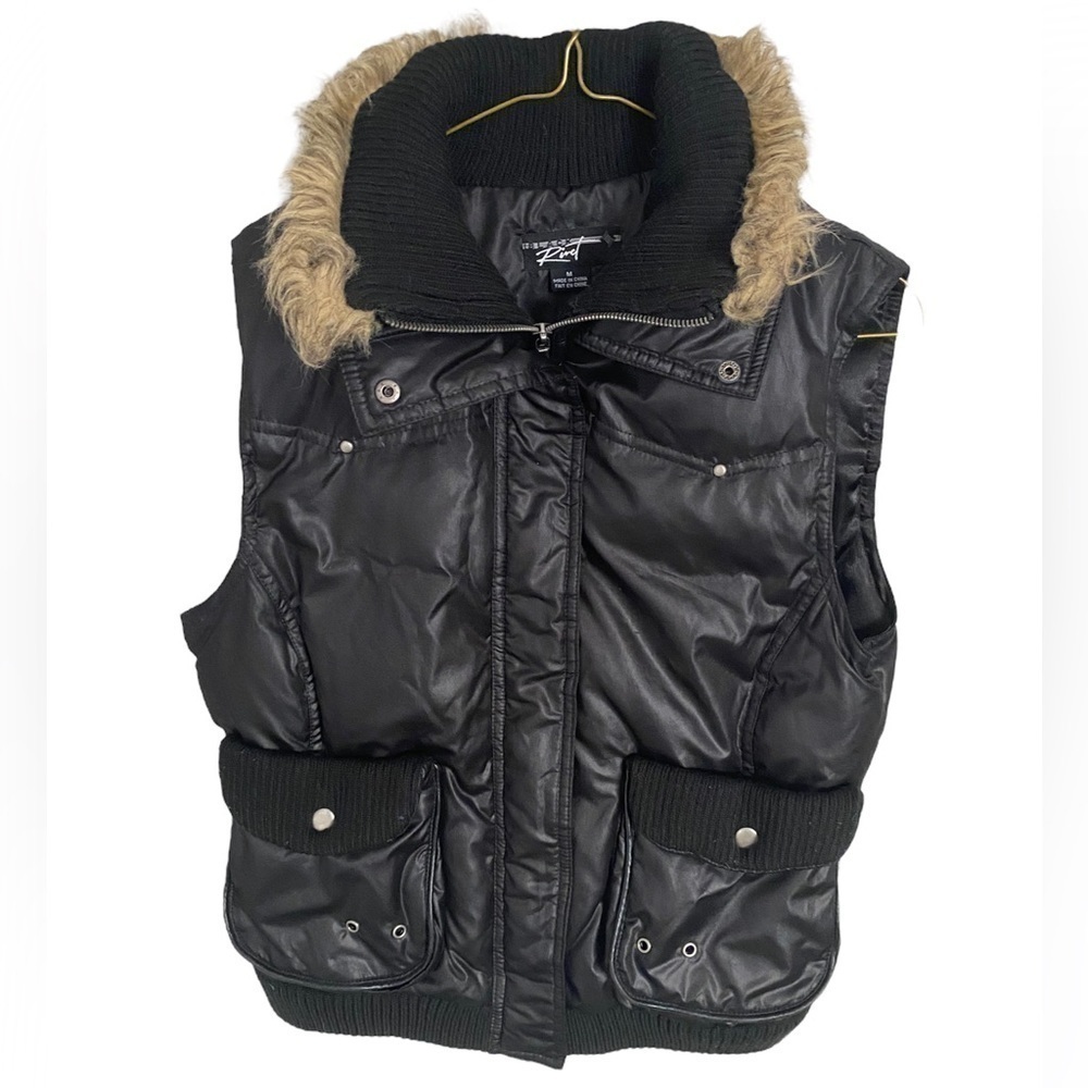 Rivet Black Down Vest with Faux Fur Collar Medium